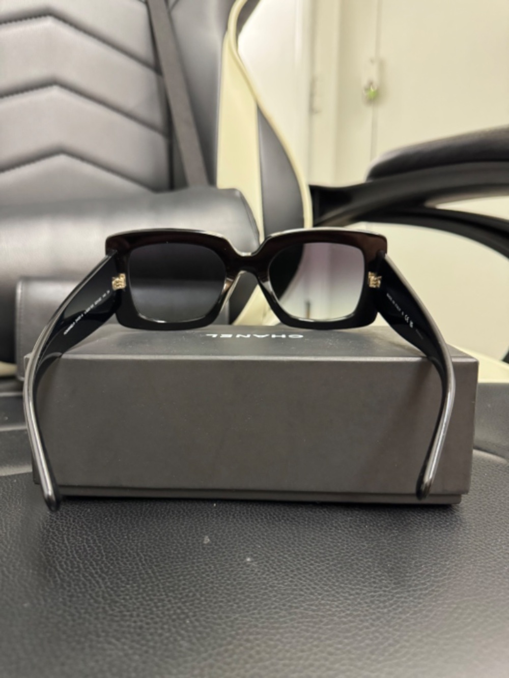 CHANEL 5435-A SQUARE SUNGLASSES BLACK GOLD OMBRE GRAY LENS - Picture 5 of 10